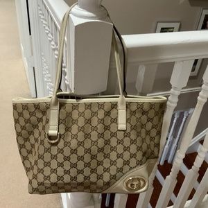 AUTHENTIC Gucci vintage Britt tote
